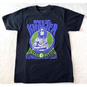 Wiz Khalifa Dazed & Blazed T-Shirt 2018 Hip Hop‎ Tour Double Sided Medium Purple